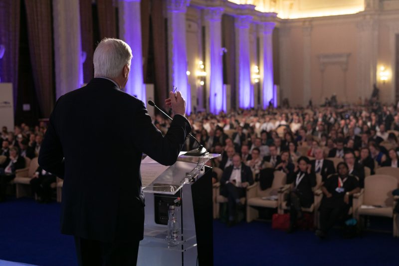 Regionen-Gipfel in Bukarest: Brexit, EU-Wahl und Schülerproteste