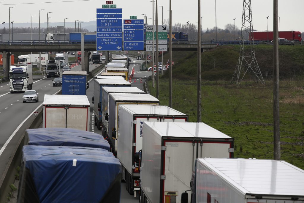 Ahead of Brexit at French border