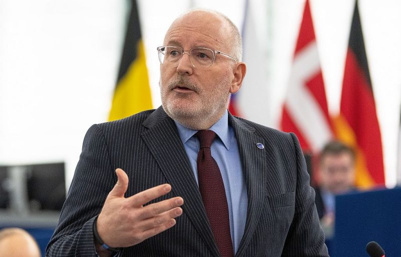 Timmermans fordert EU-weiten CO2-Preis