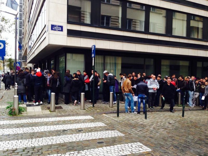 "Lasst uns abstimmen" - Tausende Rumänen konnten nicht wählen