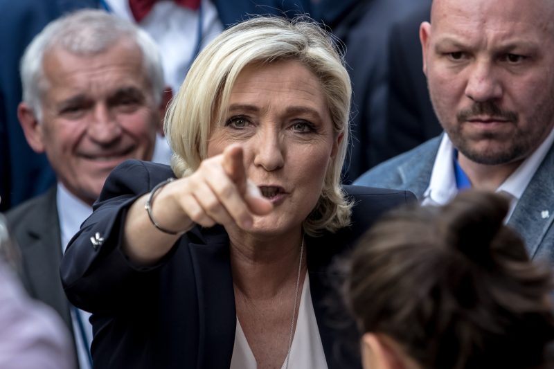 Französische und estnische Nationalisten uneins: Wie habt ihr's mit Russland?
