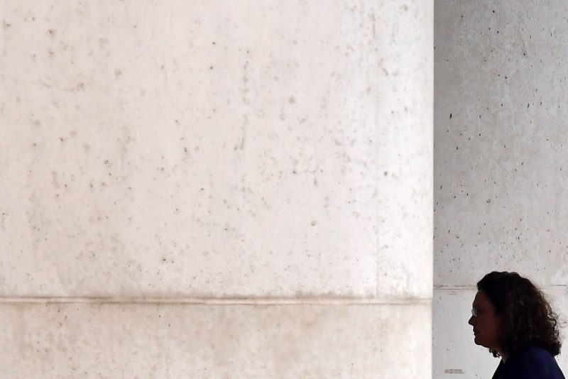 Nahles' Vorstoß zu Wiederwahl sorgt für Unmut in der SPD