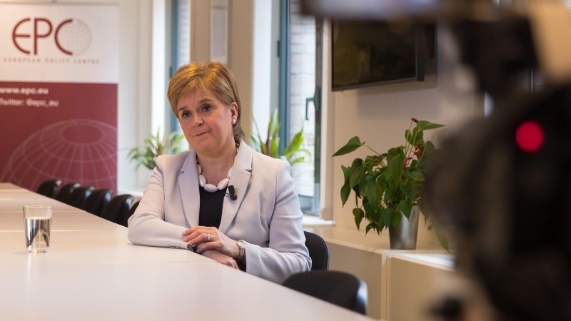 Sturgeon: Ein harter Brexit macht die schottische Unabhängigkeit wahrscheinlicher