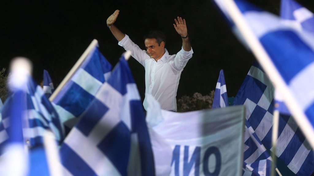 epa07695665 Greek leader of main opposition New Democracy party, Kyriakos Mitsotakis addresses supporters during the party’s main pre-election rally at Thisio square in Athens, Greece, 04 July 2019. General elections in Greece are scheduled on 07 July 2019.  EPA-EFE/ORESTIS PANAGIOTOU
