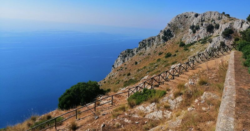 Kommission bittet Italien um Aufklärung über tot aufgefundenen französischen Wanderer