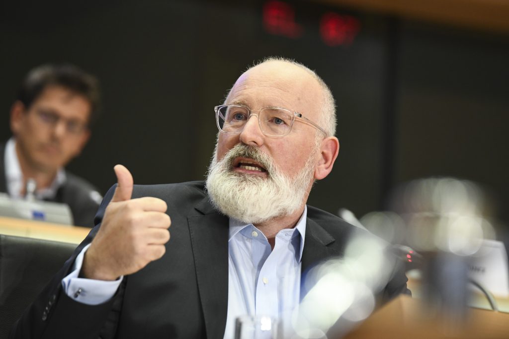 Künftiger Klimachef Timmermans ganz souverän im EU-Parlament