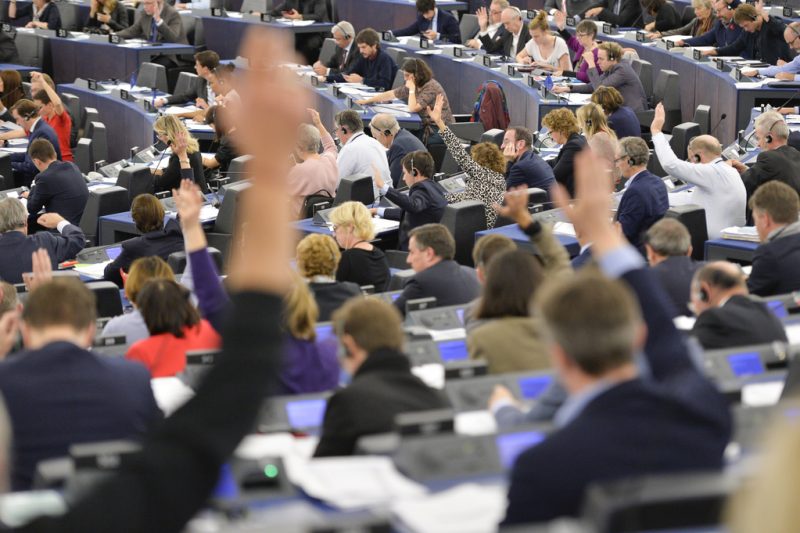 Vor dem Gipfel: EU-Parlamentarier drohen den Mitgliedstaaten