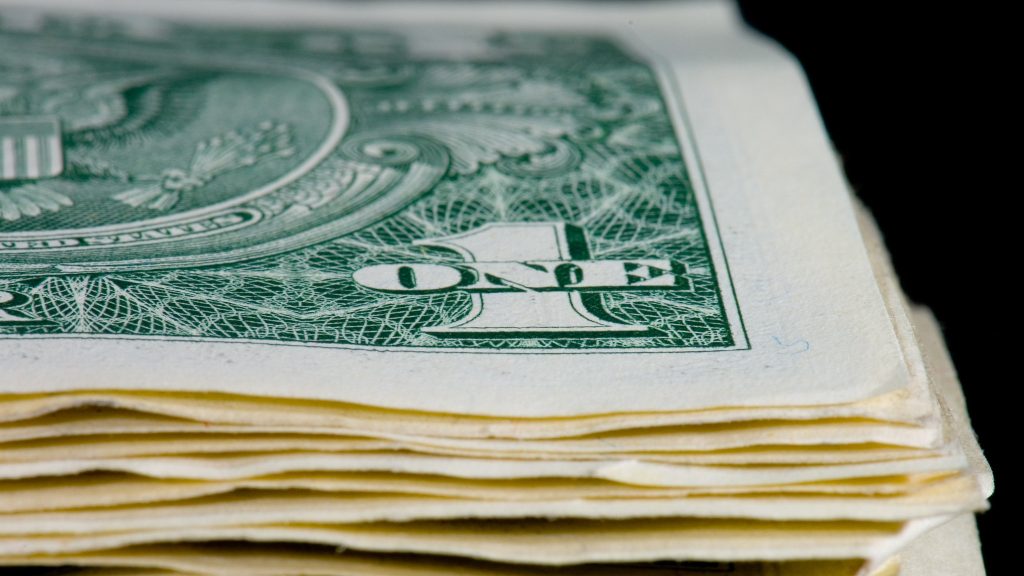 Dollar_stack