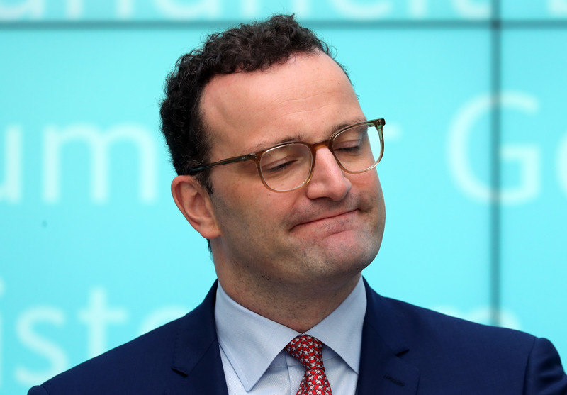 Spahn leert Gesundheitsfonds bis 2024 um mehr als die Hälfte