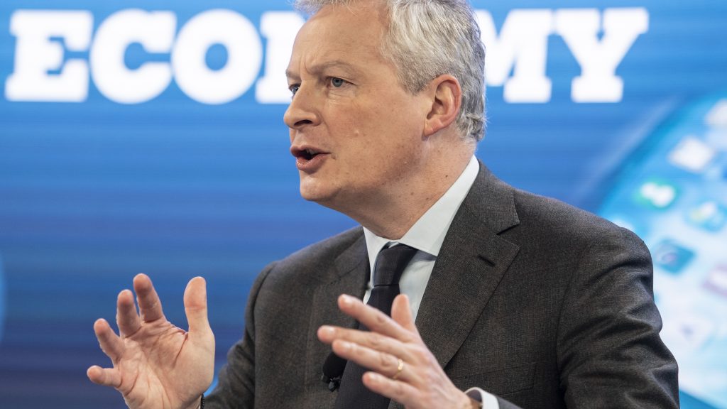 epa08153801 Bruno Le Maire, Minister of Economy and Finance of France addresses a panel session during the 50th annual meeting of the World Economic Forum (WEF) in Davos, Switzerland, 23 January 2020. The meeting brings together entrepreneurs, scientists, corporate and political leaders in Davos under the topic ‚Stakeholders for a Cohesive and Sustainable World‘ from 21 to 24 January 2020.  EPA-EFE/ALESSANDRO DELLA VALLE
