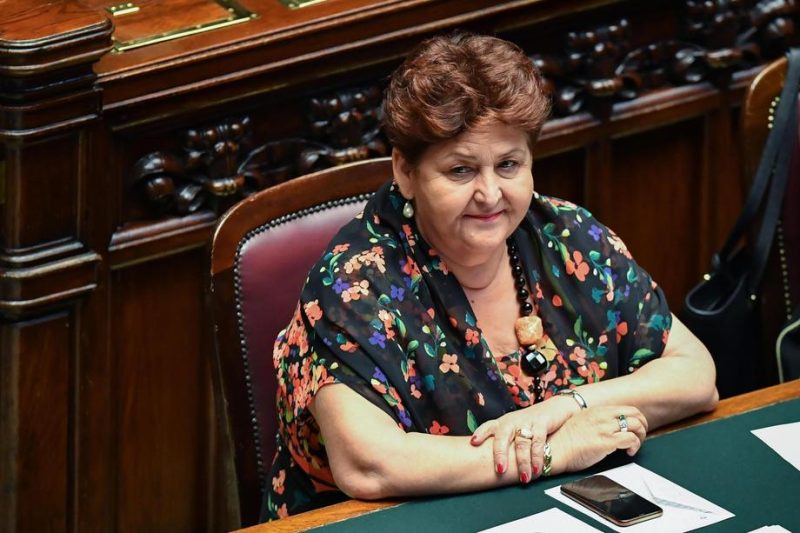 Italienische Ministerin zeigt sich offen für "nachhaltige Gentechnik"