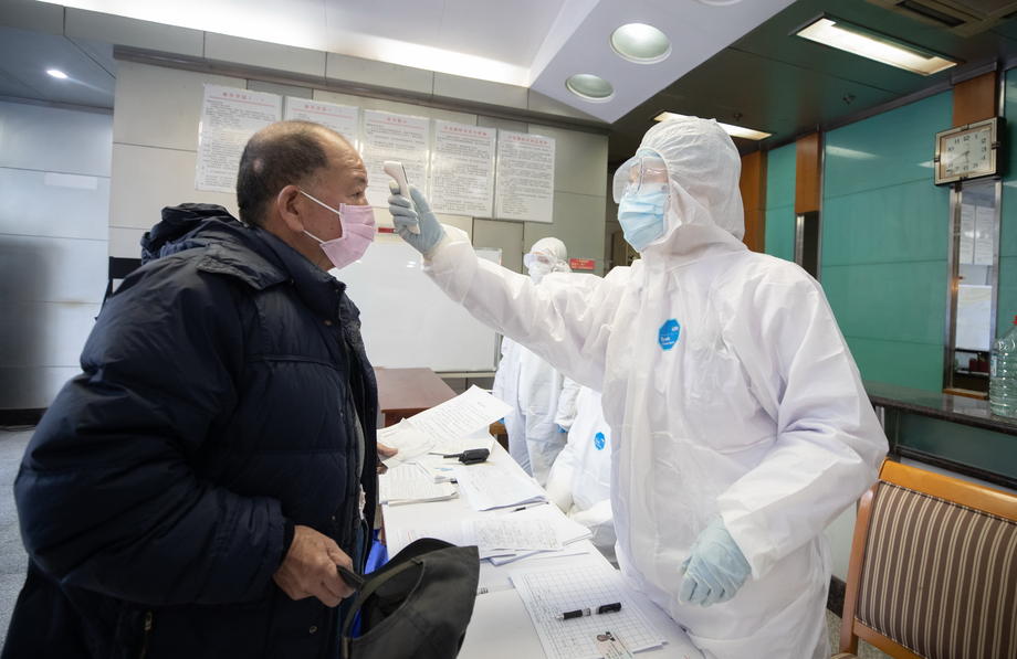 China coronavirus outbreak killed 490 people and infected over 24,000