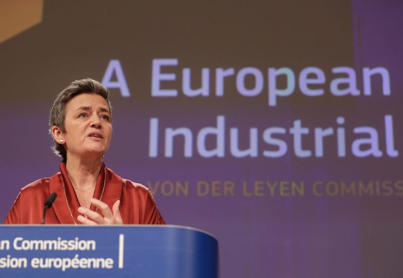 Vestager: EU braucht grenzüberschreitende "5G-Korridore"