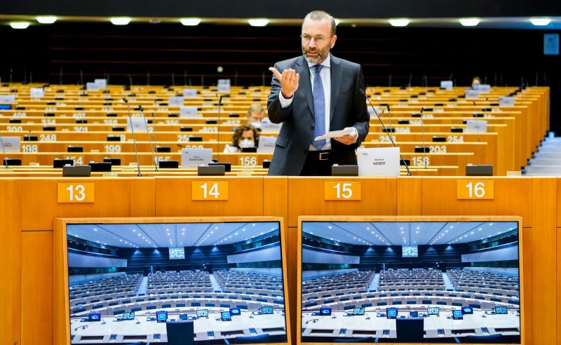EU-Parlament will "massives" zwei Billionen Euro Rettungspaket fordern