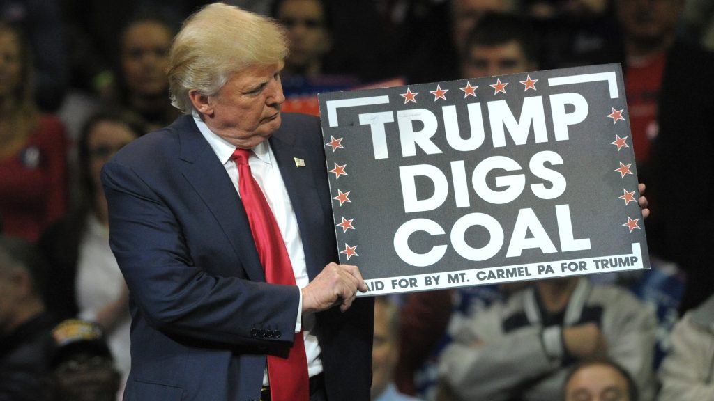 Trump_digs_coal