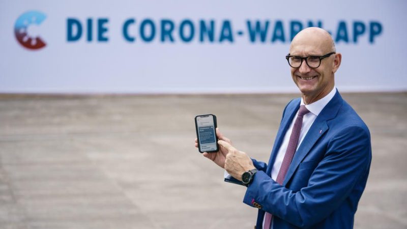 Bundesregierung präsentiert „beste Corona-Tracing-App weltweit“