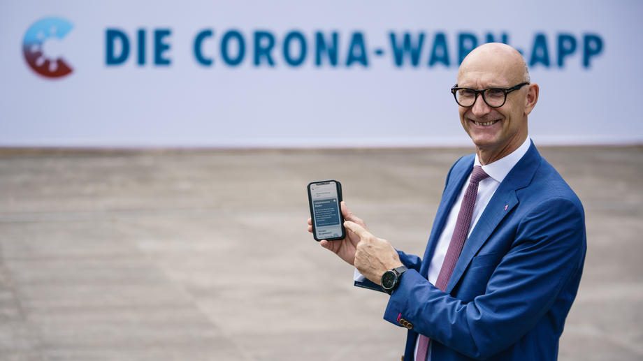 Presentation of German corona warning app