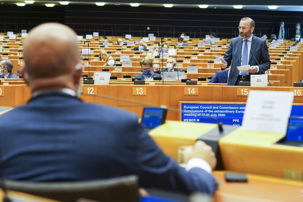 EP-104239A_Plenary session