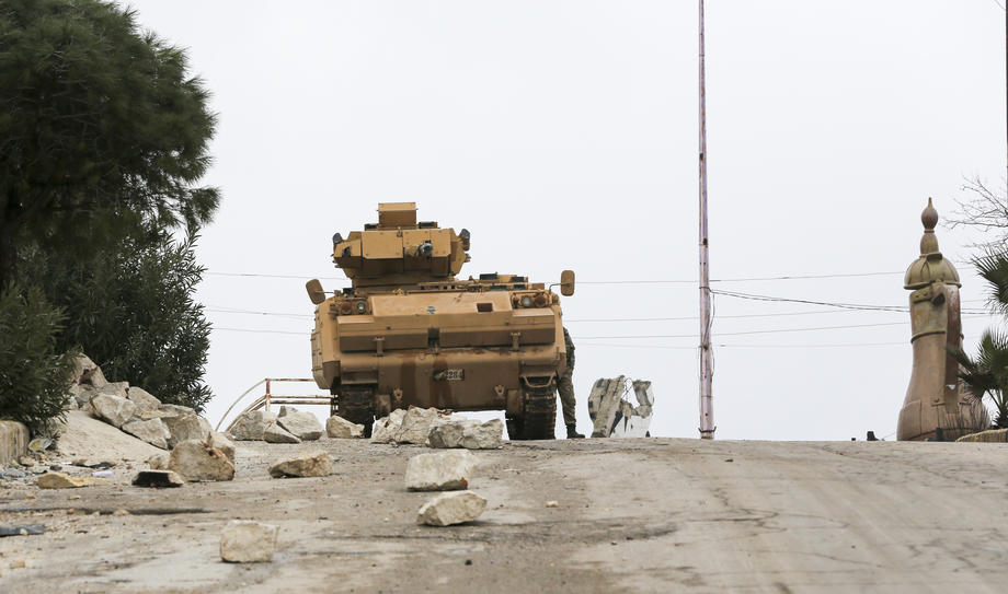 Turkey warns Syria, threatens with imminent operation