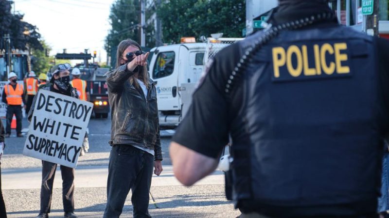 Europarat ruft Mitgliedstaaten zu Vorgehen gegen Racial Profiling auf