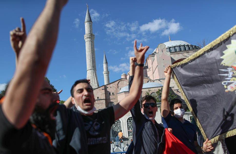 Hagia Sophia Museum can be converted into a mosque