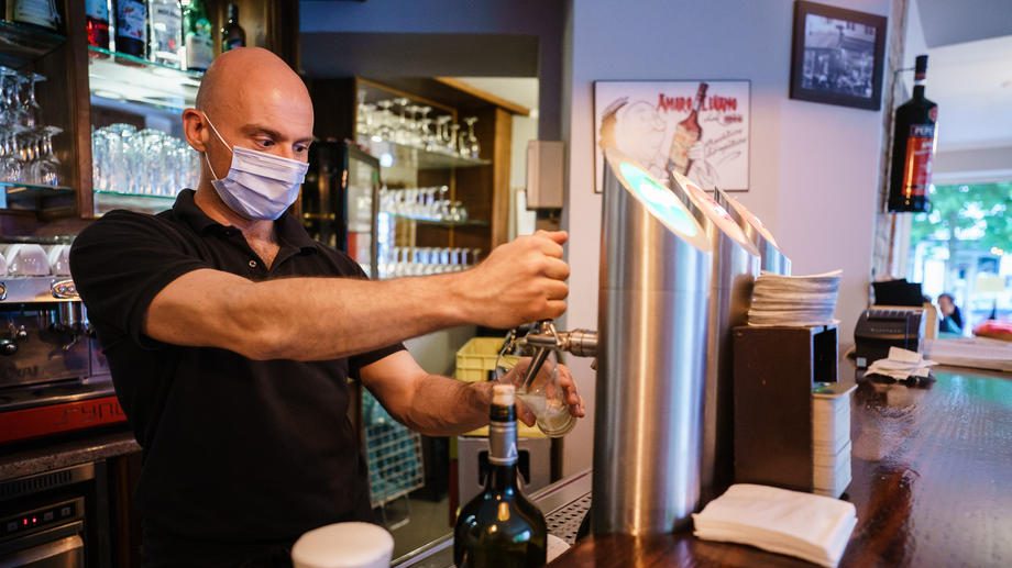 Gastronomic businesses open again for clients in Berlin