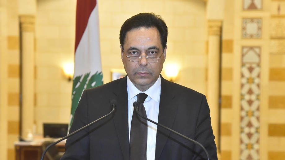Lebanese government resigns