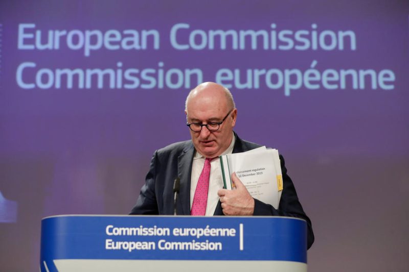 EU-Handelskommissar Hogan tritt wegen Verstoßes gegen Corona-Regeln zurück