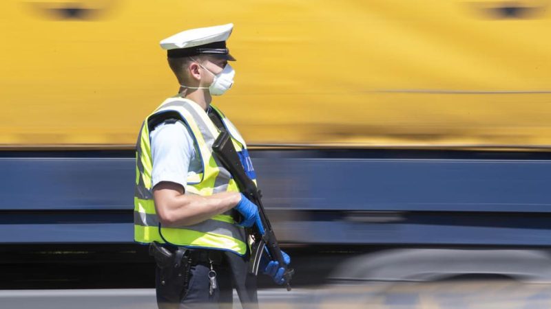 Rechte Netzwerke und Einzelfälle bei der Polizei