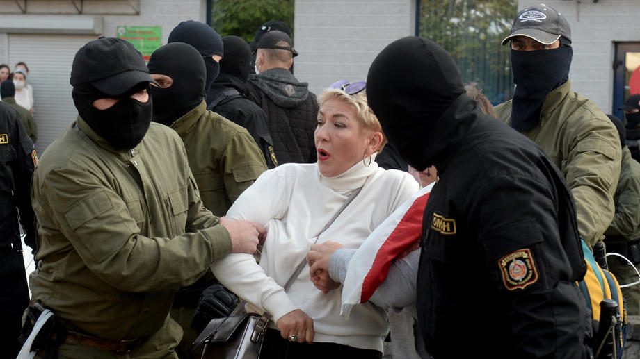 Opposition protests continue in Minsk