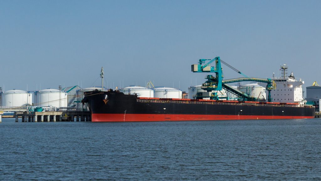 Tanker_ship
