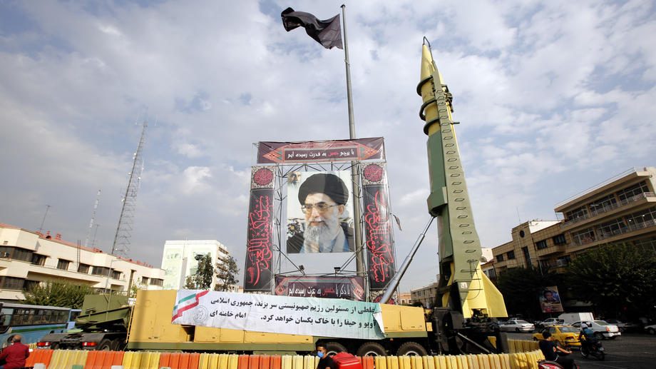 Defence equipmnet on display in Tehran