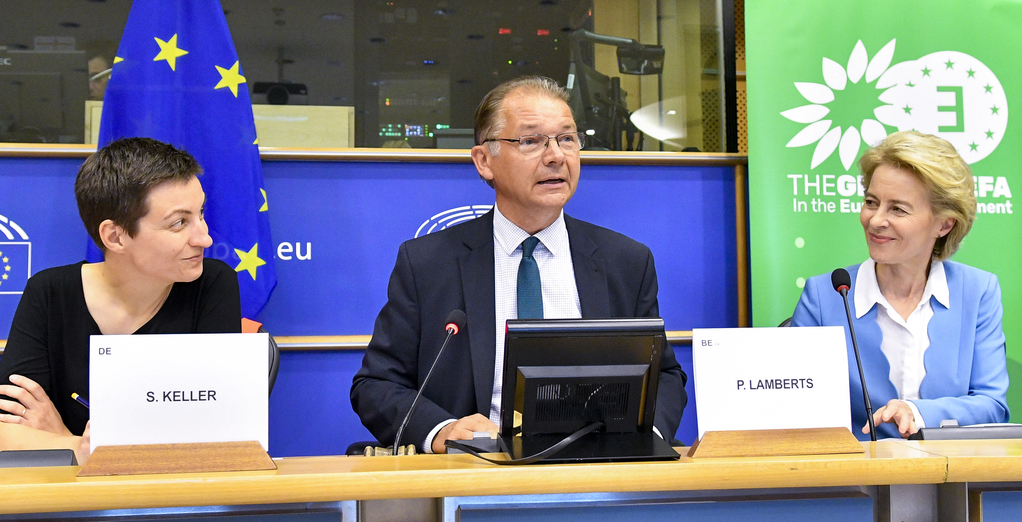 EP-090645A_VAN-DER-LEYEN-GREENS