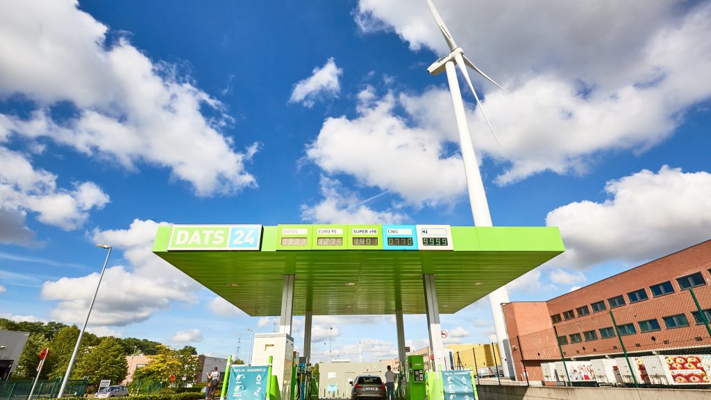 Hydrogen fuel station