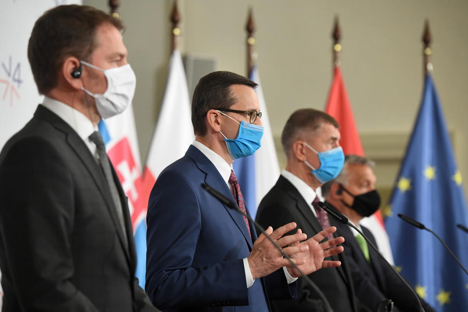Prime Ministers of Visegrad Group countries meet in Lednice