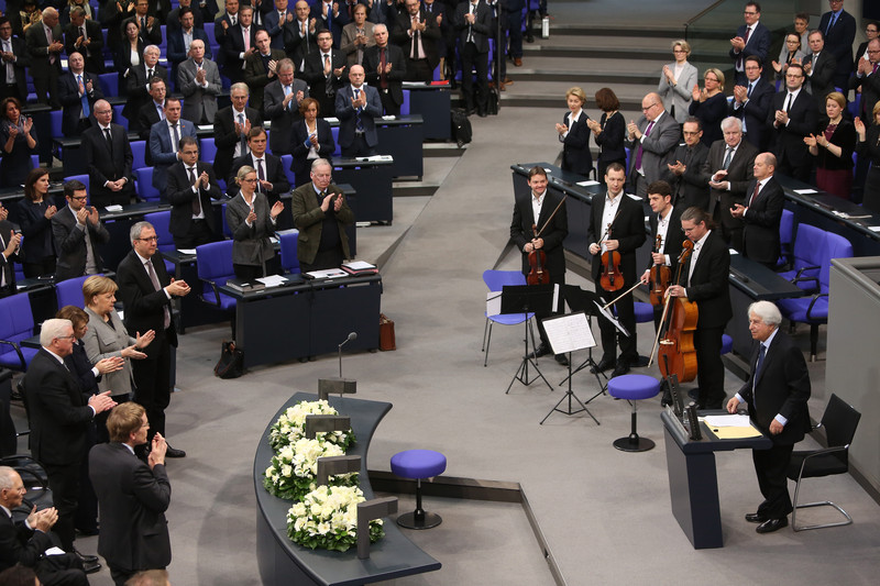 25 Jahre Holocaust-Gedenken im Deutschen Bundestag