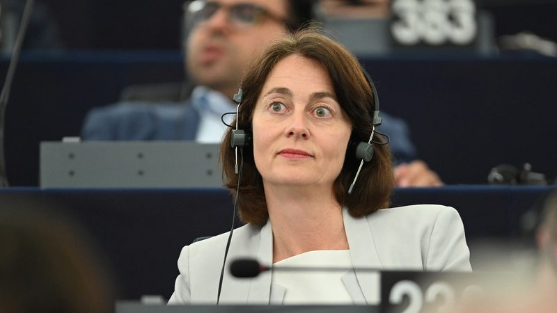 Barley warnt nach "schleppendem Impfstart" vor wachsender EU-Skepsis