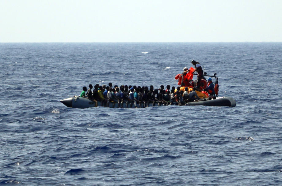 Von der Leyen will stärker gegen Schleuser im Mittelmeer vorgehen