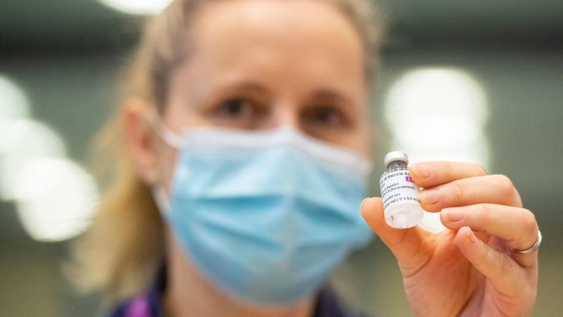 Bericht: Regierung rechnet mit Zulassung von Astrazeneca-Vakzin nur für unter 65-Jährige