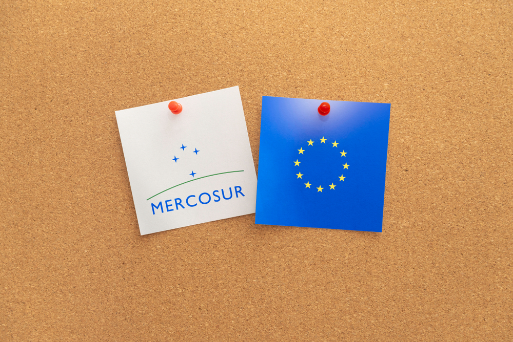 Mercosur,And,European,Union,Pinned,In,A,Corkboard