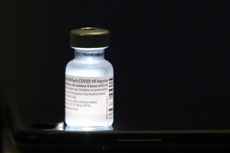 Israel begins a nationwide COVID-19 vaccination campaign