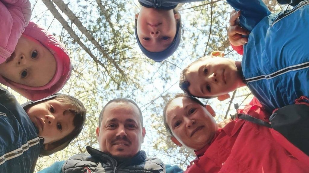 Dimitar Ralits and their children