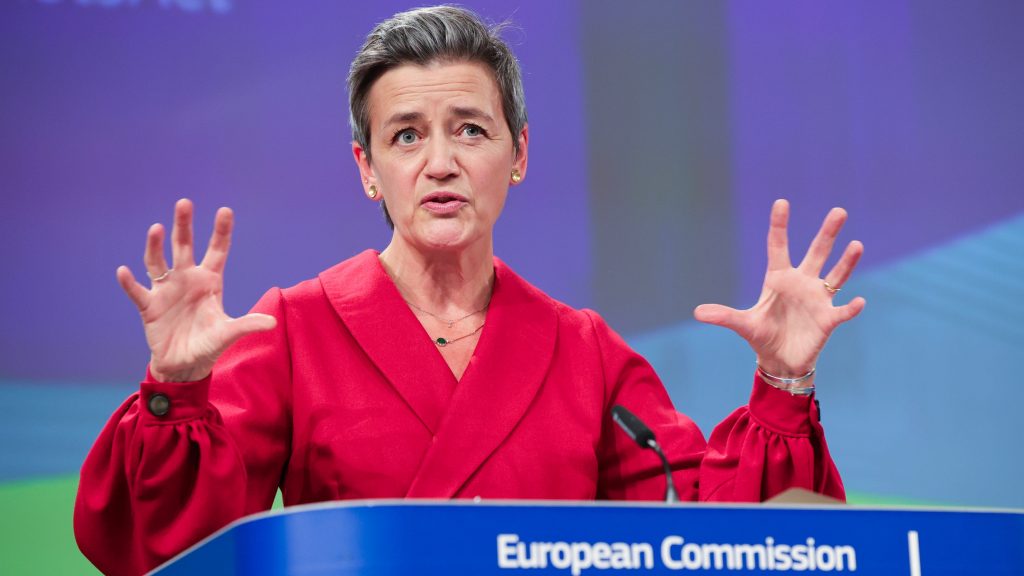 epa08885504 European Commissioner for Europe fit for the Digital Age Margrethe Vestager during a news conference on the Digital Services Act and the Digital Markets Act at the European Commission headquarters in Brussels, 15 December 2020.  EPA-EFE/Olivier Matthys / POOL