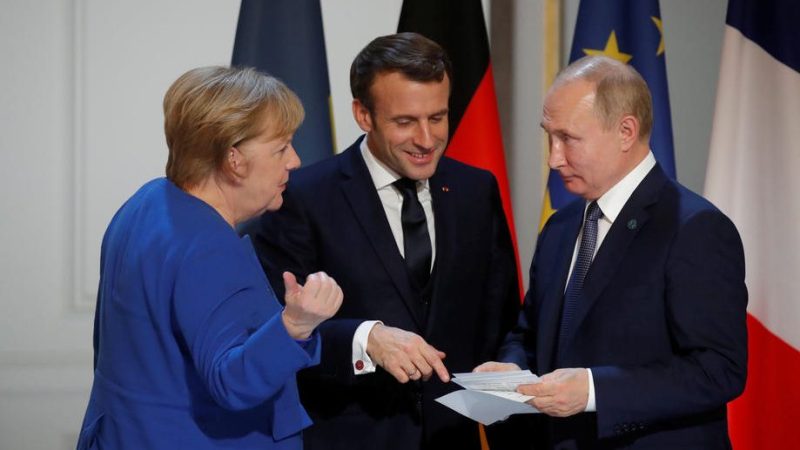 Merkel berät per Videokonferenz mit Macron und Putin