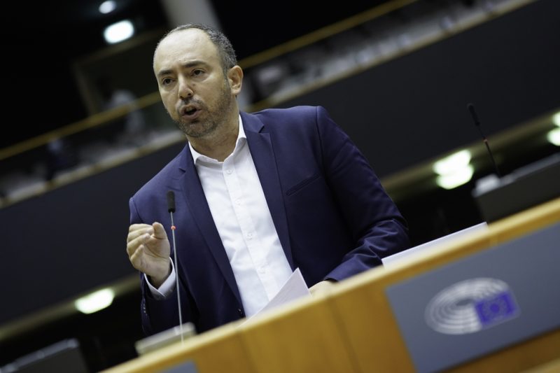 MEP Lagodinsky: Es geht nicht ums Sofa, sondern um die EU-Türkei-Beziehungen