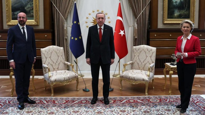 EU lockt Erdogan mit Angebot und kritisiert innenpolitische Lage