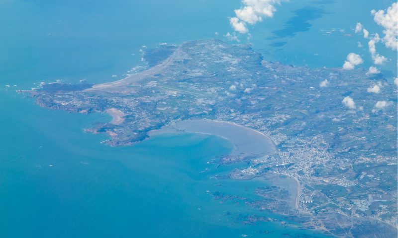 Kanalinsel Jersey im britisch-französischen Kreuzfeuer