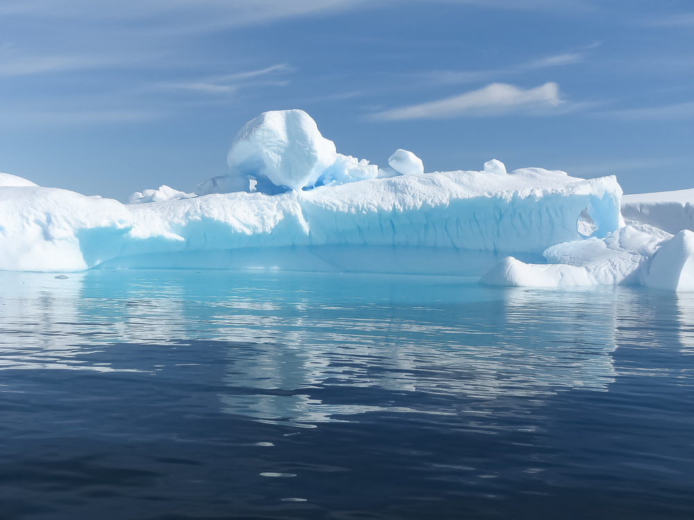 The,Beauty,Of,The,Antarctic,Iceberg
