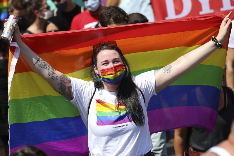 13 EU-Staaten fordern von Brüssel Vorgehen gegen Ungarns LGBTIQ-Gesetz