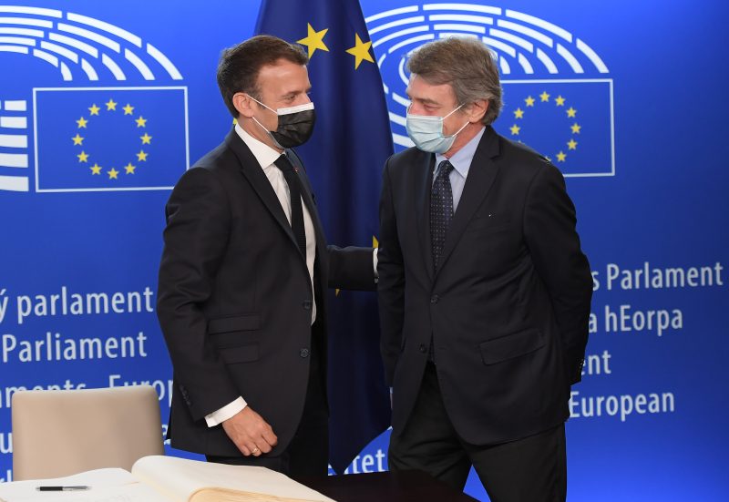 EU Parlamentarier bewegen sich widerwillig gen Straßburg
